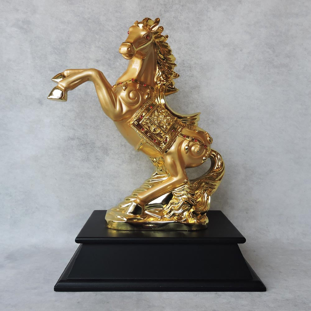 Gallopping Horse In Gold by Satgurus