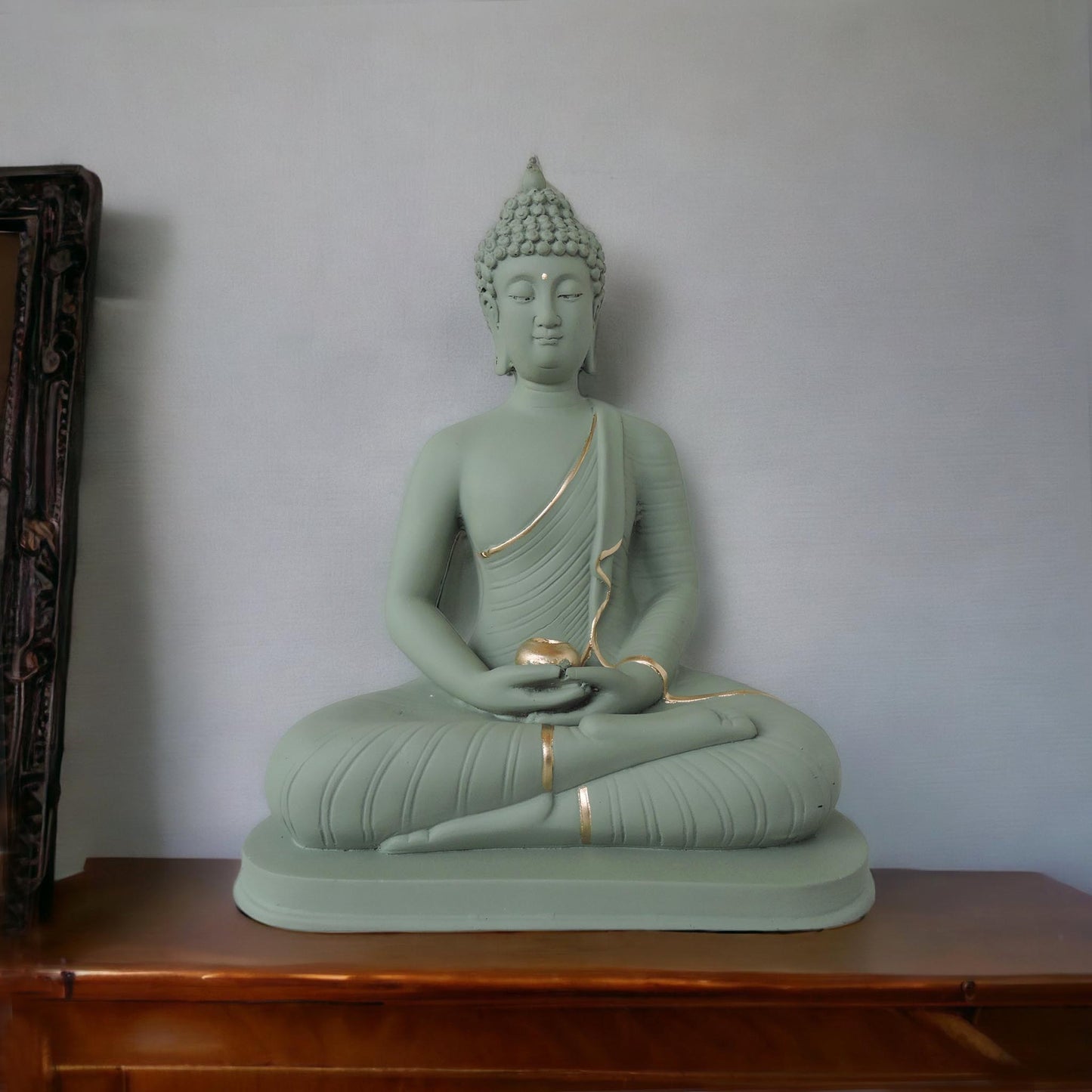Buddha Sitting / Pista by Satgurus