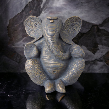 Vakratunda Ganesha / Antique by Satgurus