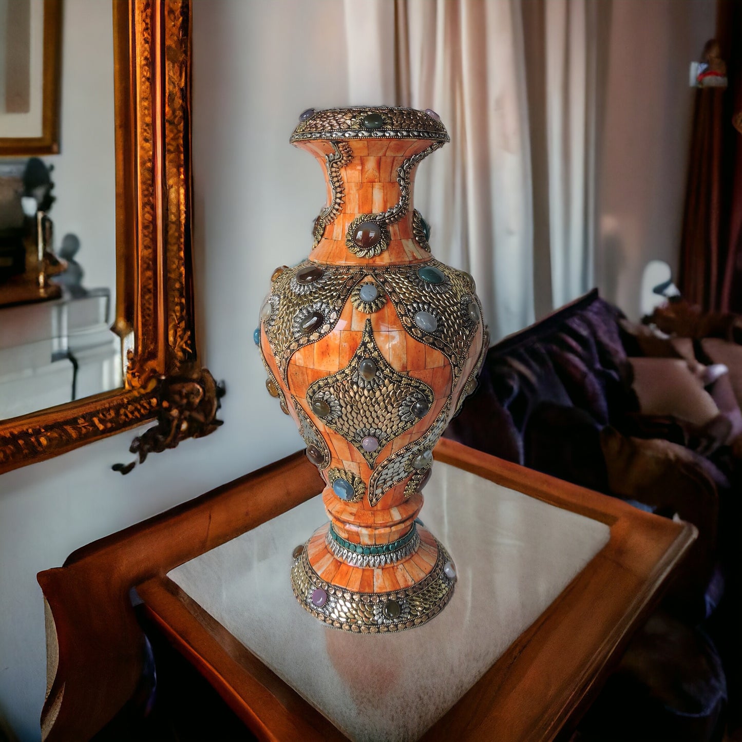 Vase With Diamond Work by Satgurus
