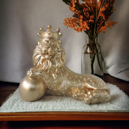 Golden Crown Lion by Satgurus