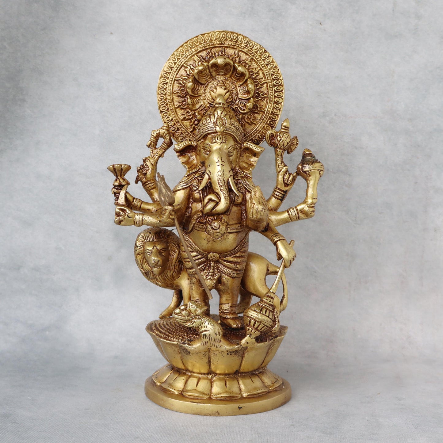 Drishti Ganesha with Lion by Satgurus