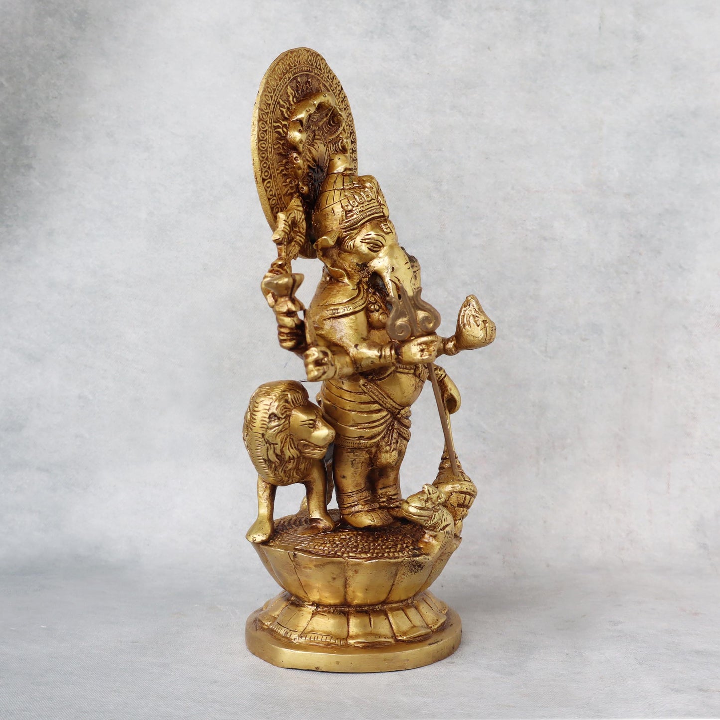 Drishti Ganesha with Lion by Satgurus