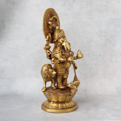 Drishti Ganesha with Lion by Satgurus