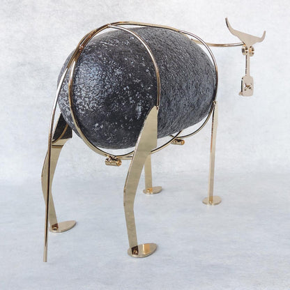 Pebble & Metal Work Bull Art by Satgurus