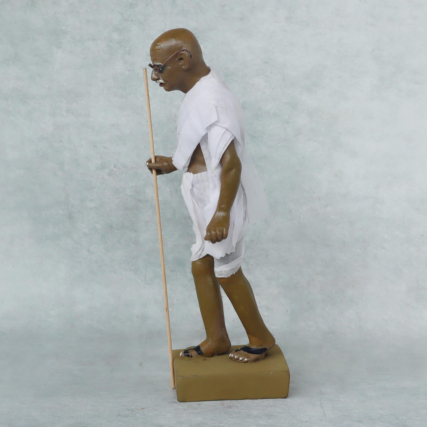 Mahatma Gandhi Statue by Satgurus