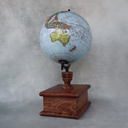 Revolving Globe Table Décor by Satgurus