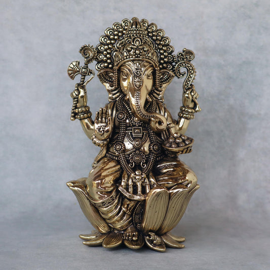 Ganeshji Seated On Lotus by Satgurus