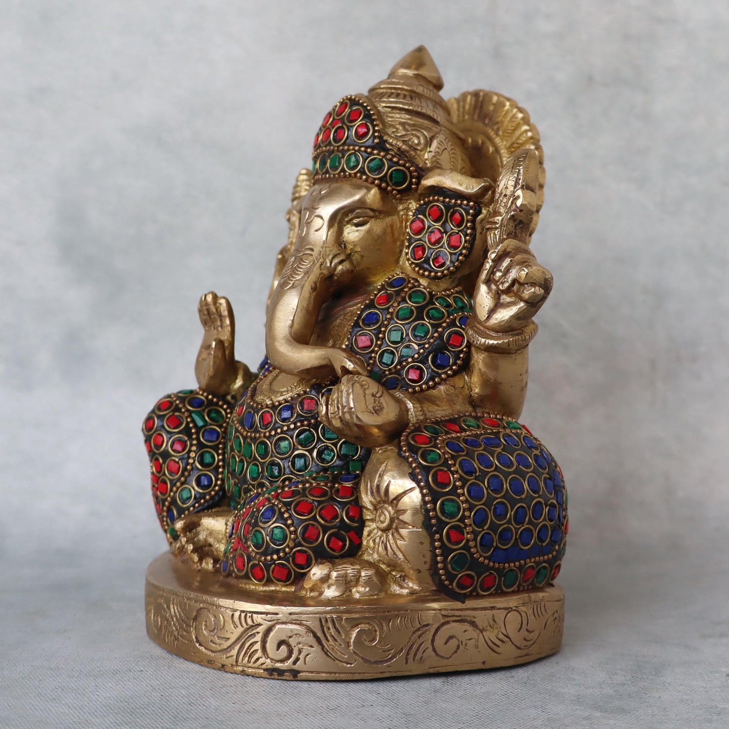 Resting Ganesha by Satgurus