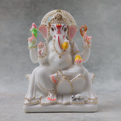 Ganapati idol by Satgurus