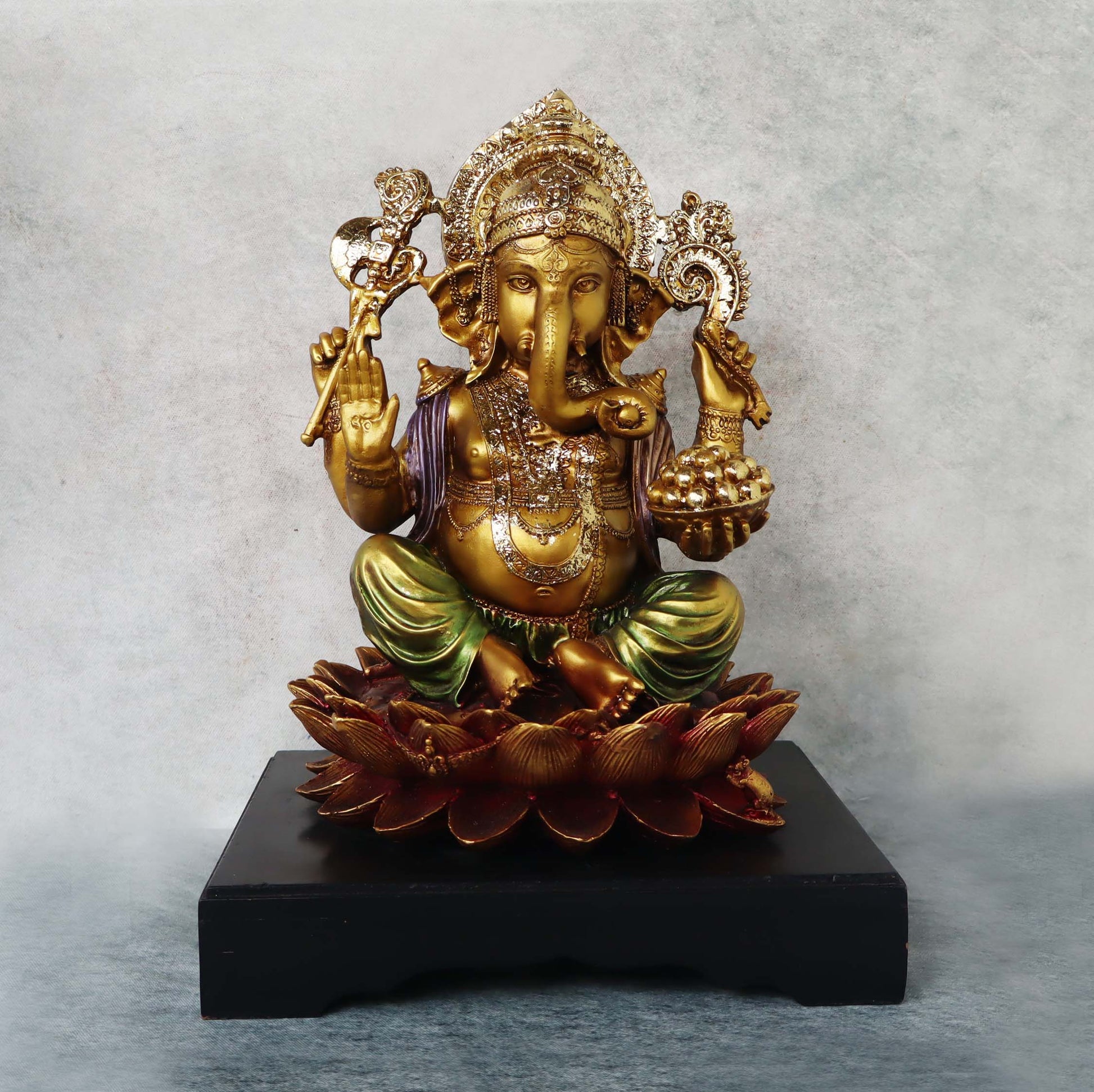 Lotus Ganesh On Base Idol by Satgurus