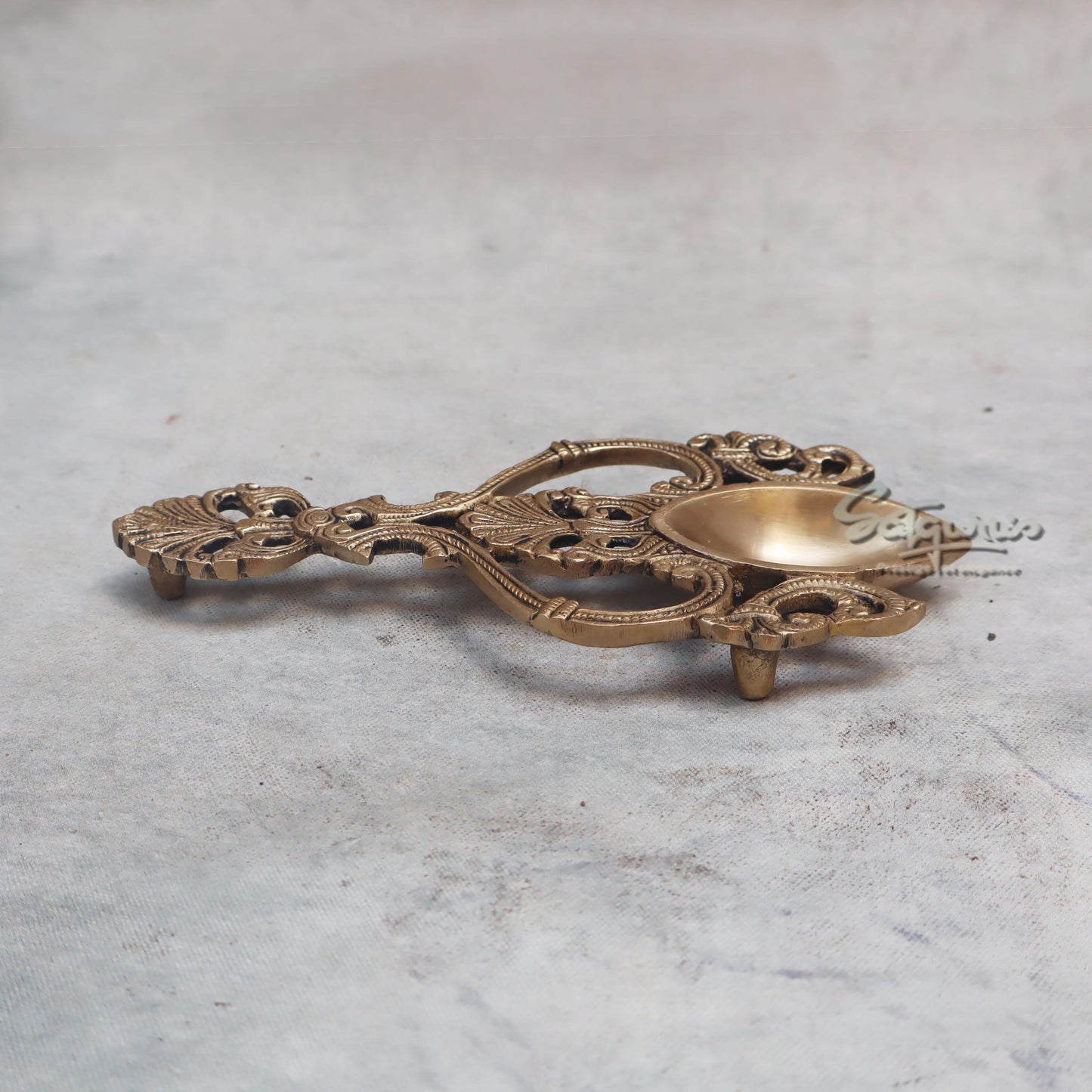 Diya With Handle by Satgurus