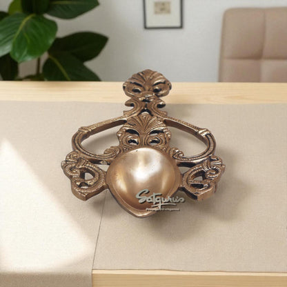 Diya With Handle by Satgurus