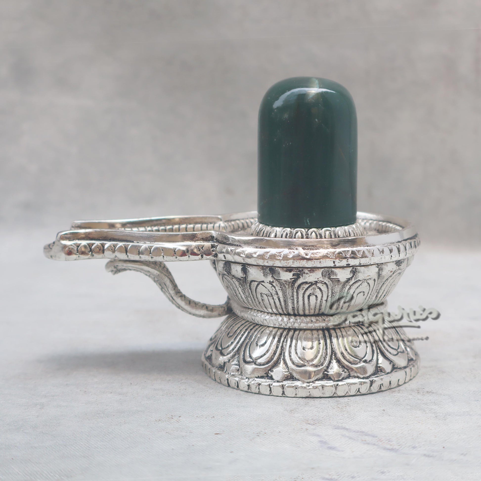 Shivling / Green Jade by Satgurus
