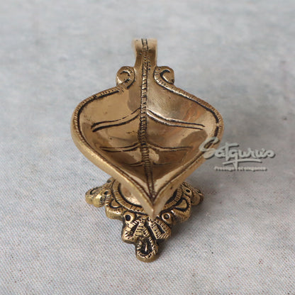 Brass Diya by Satgurus