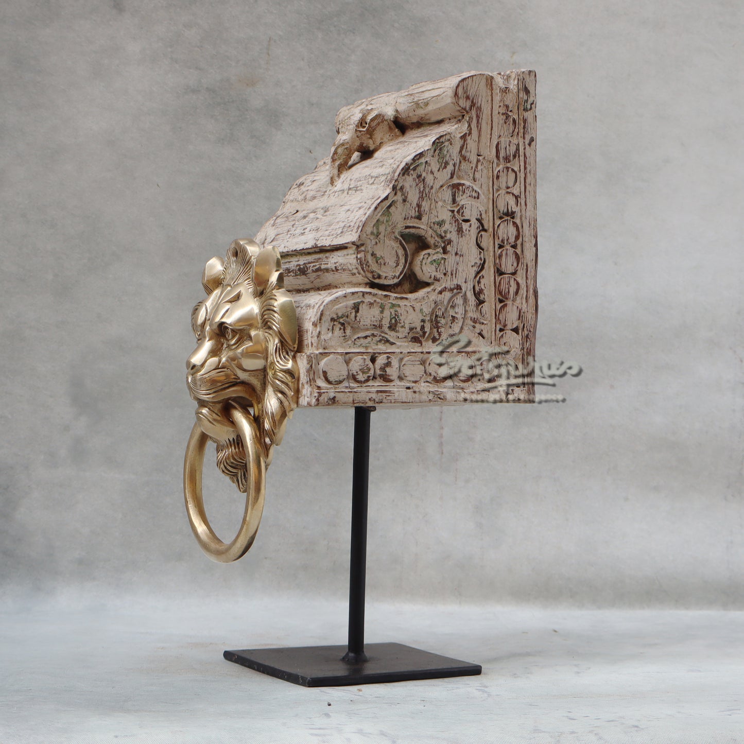 Door Knocker Lion On Stand / Brown by Satgurus