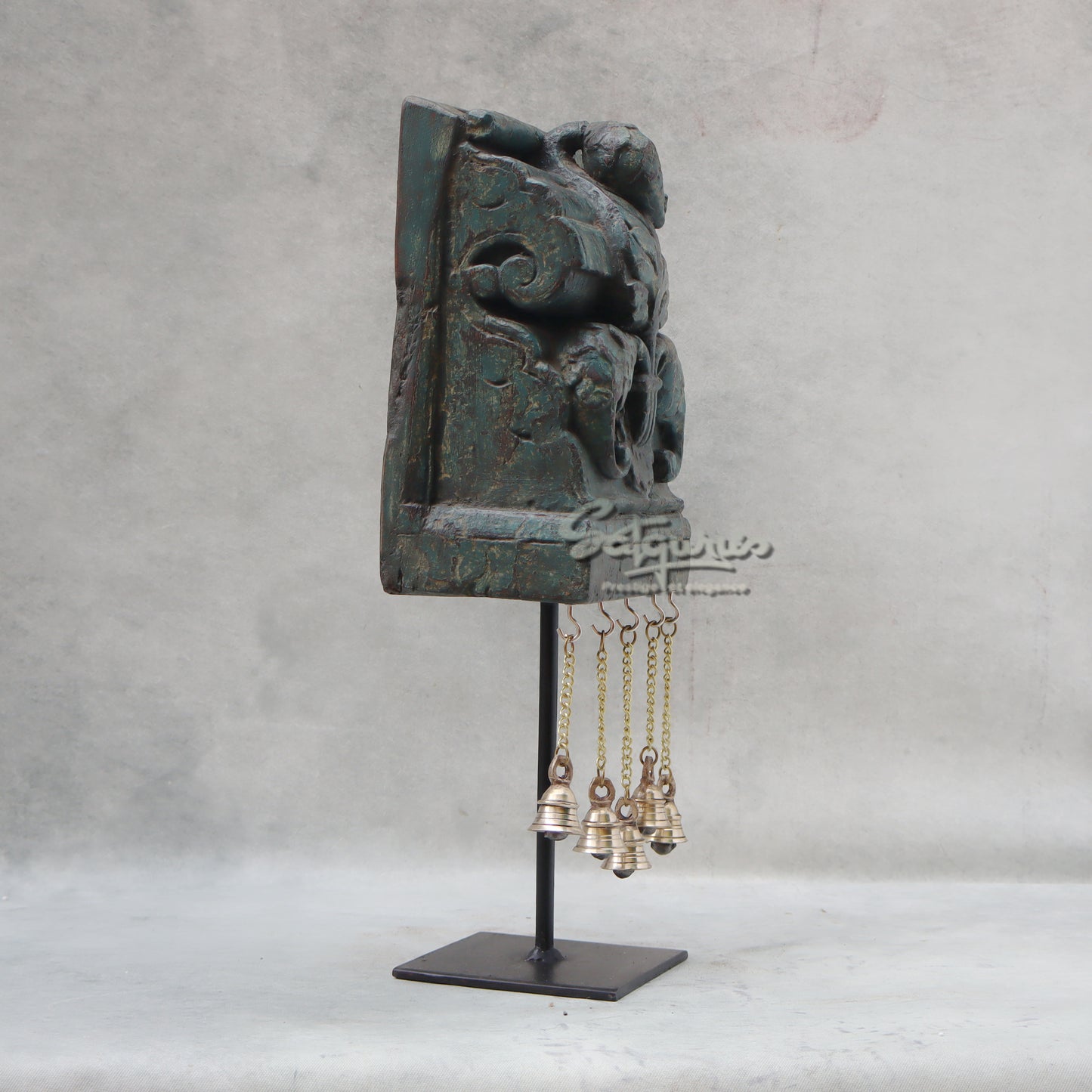 Hanging Bells On Stand / Green by Satgurus