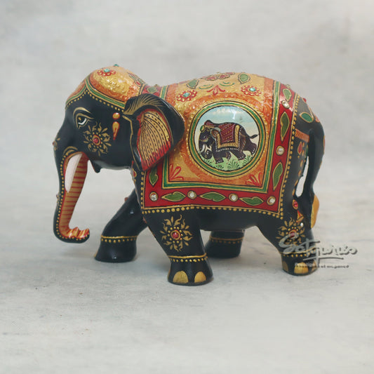 Elephant Figure by Satgurus