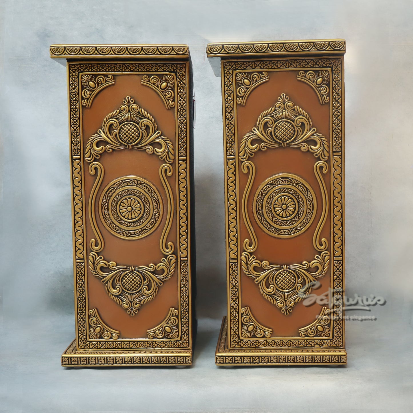 Shree, Om & Swastik Table by Satgurus