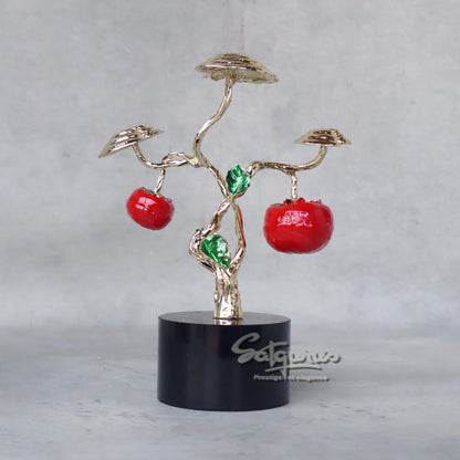 Apple Tree Table Piece by Satgurus