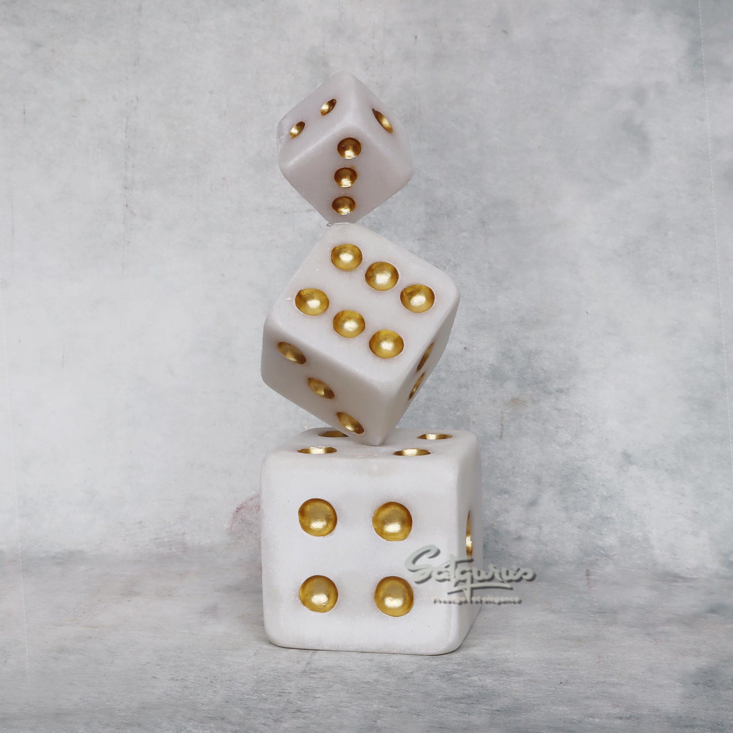 Dice Showpiece Set of 3 by Satgurus