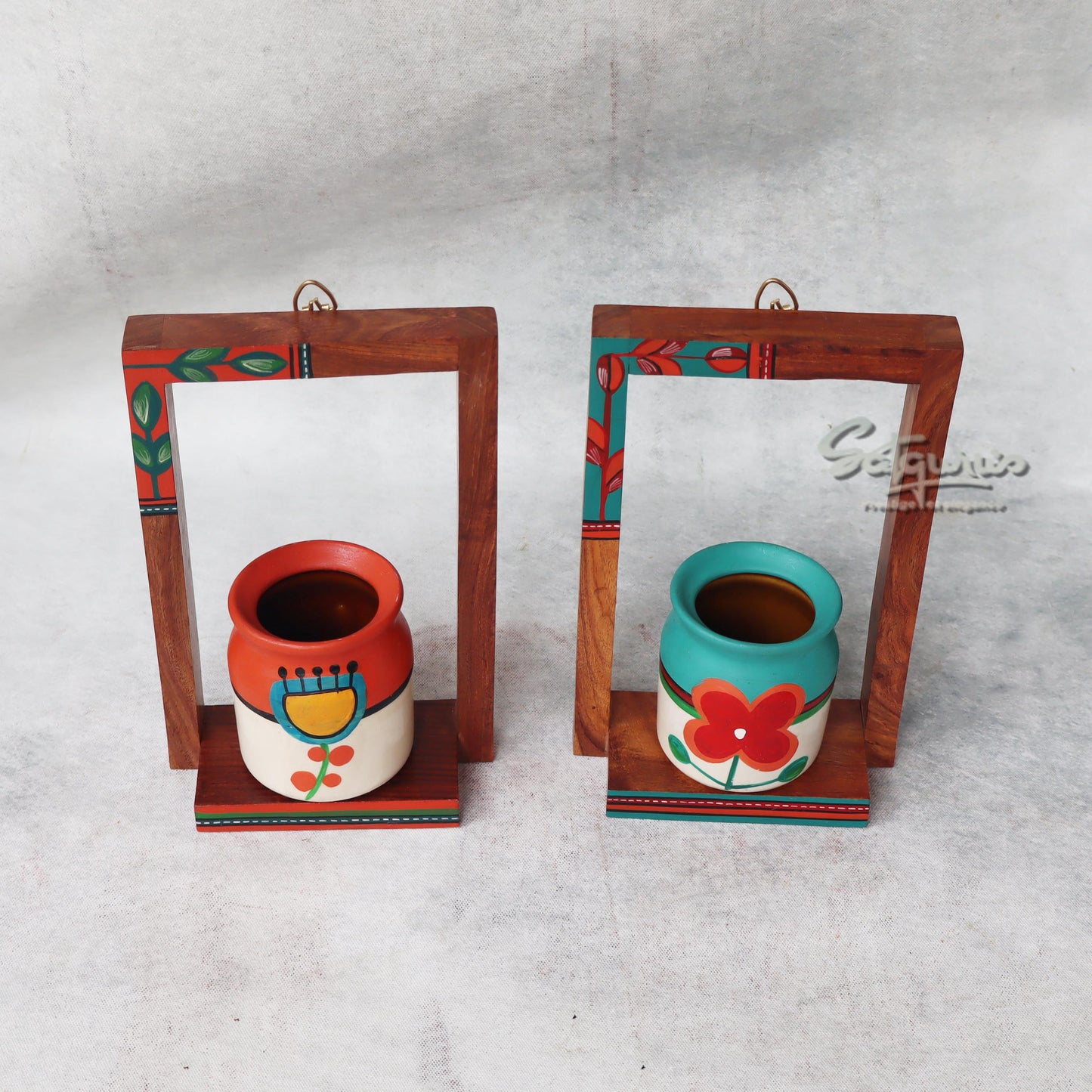 Set Of 2 Flora Wall Décor Frame With Pots by Satgurus