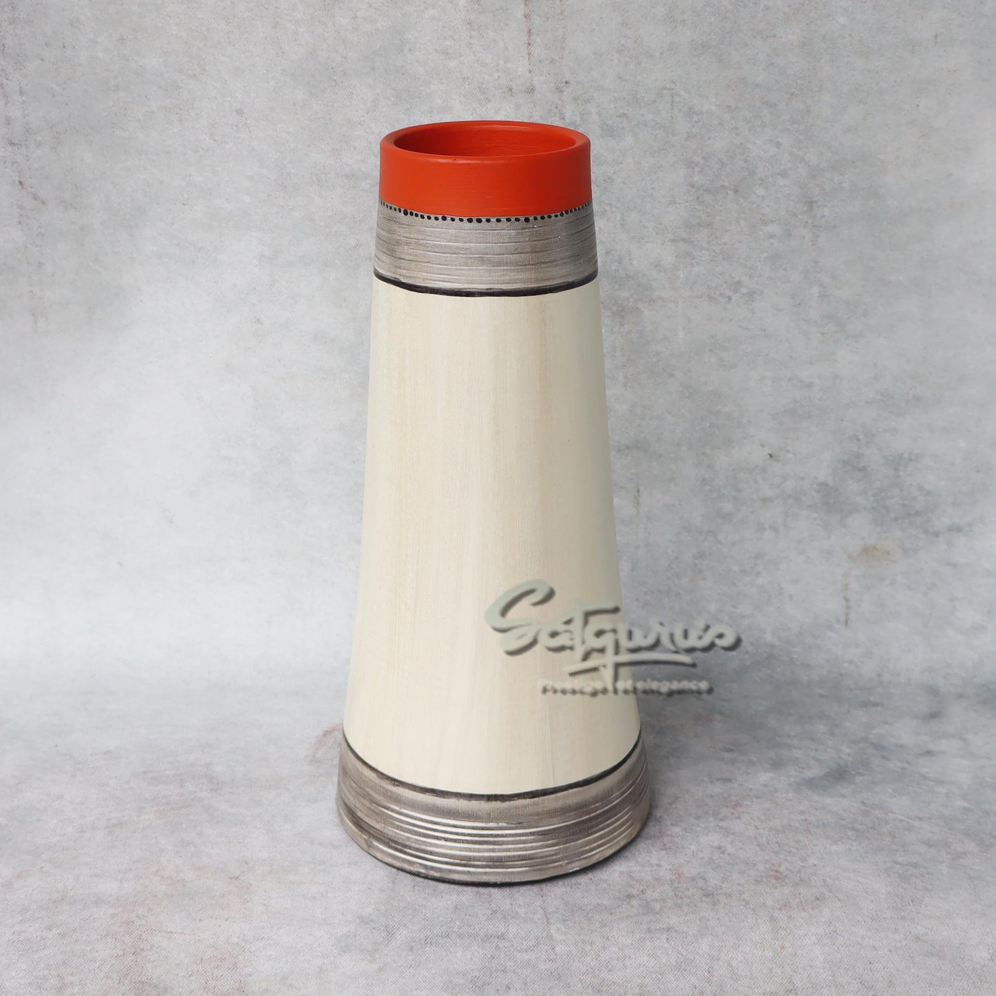 Minimalist Abstract Face Vase by Satgurus