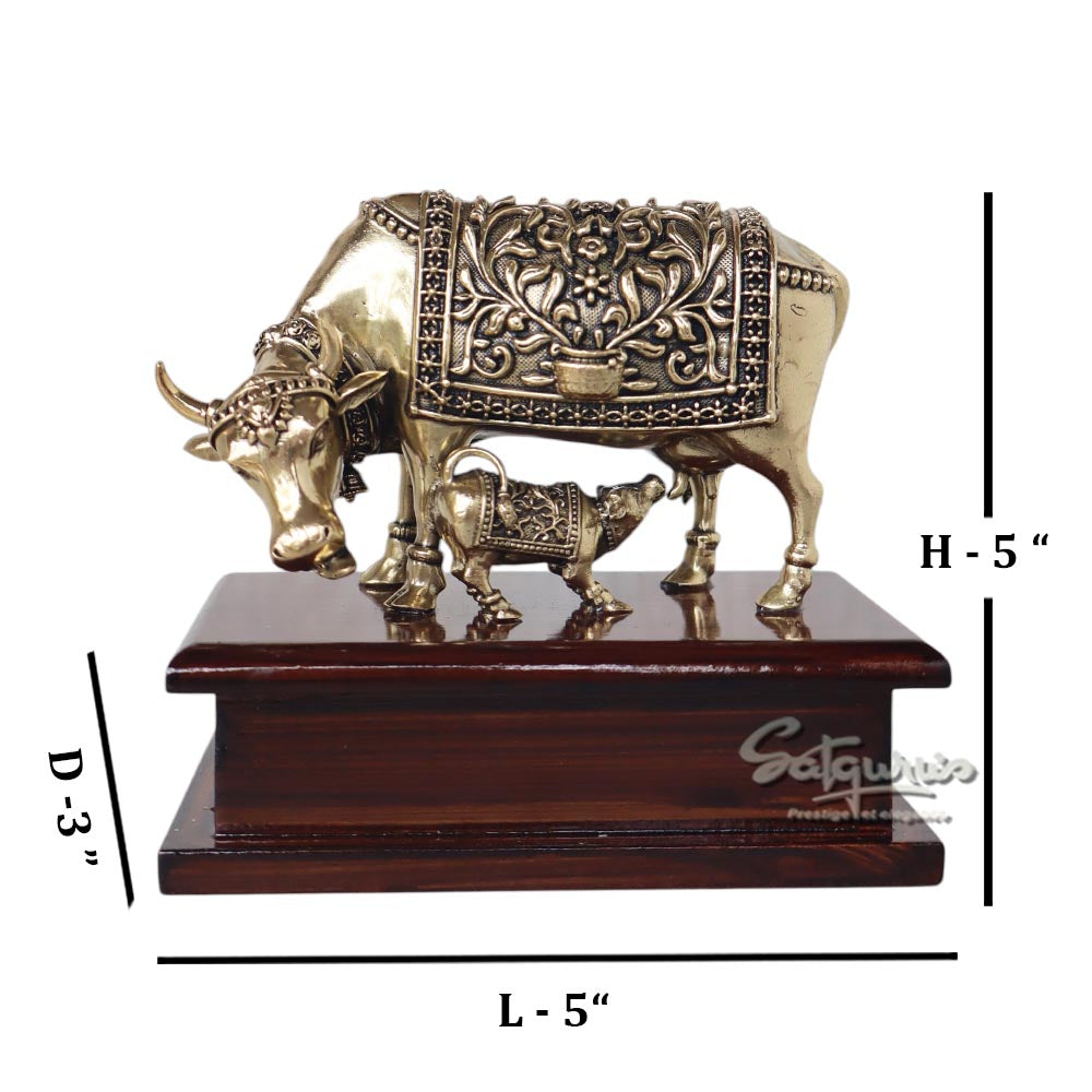 Cow & Calf On Base / Left by Satgurus