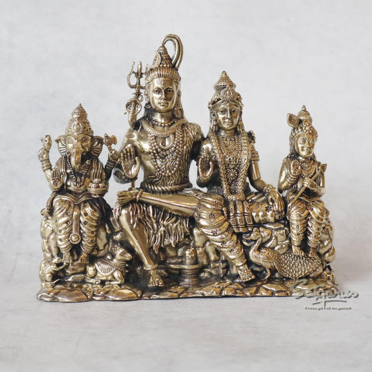 Idols Of Shiv Parivar by Satgurus