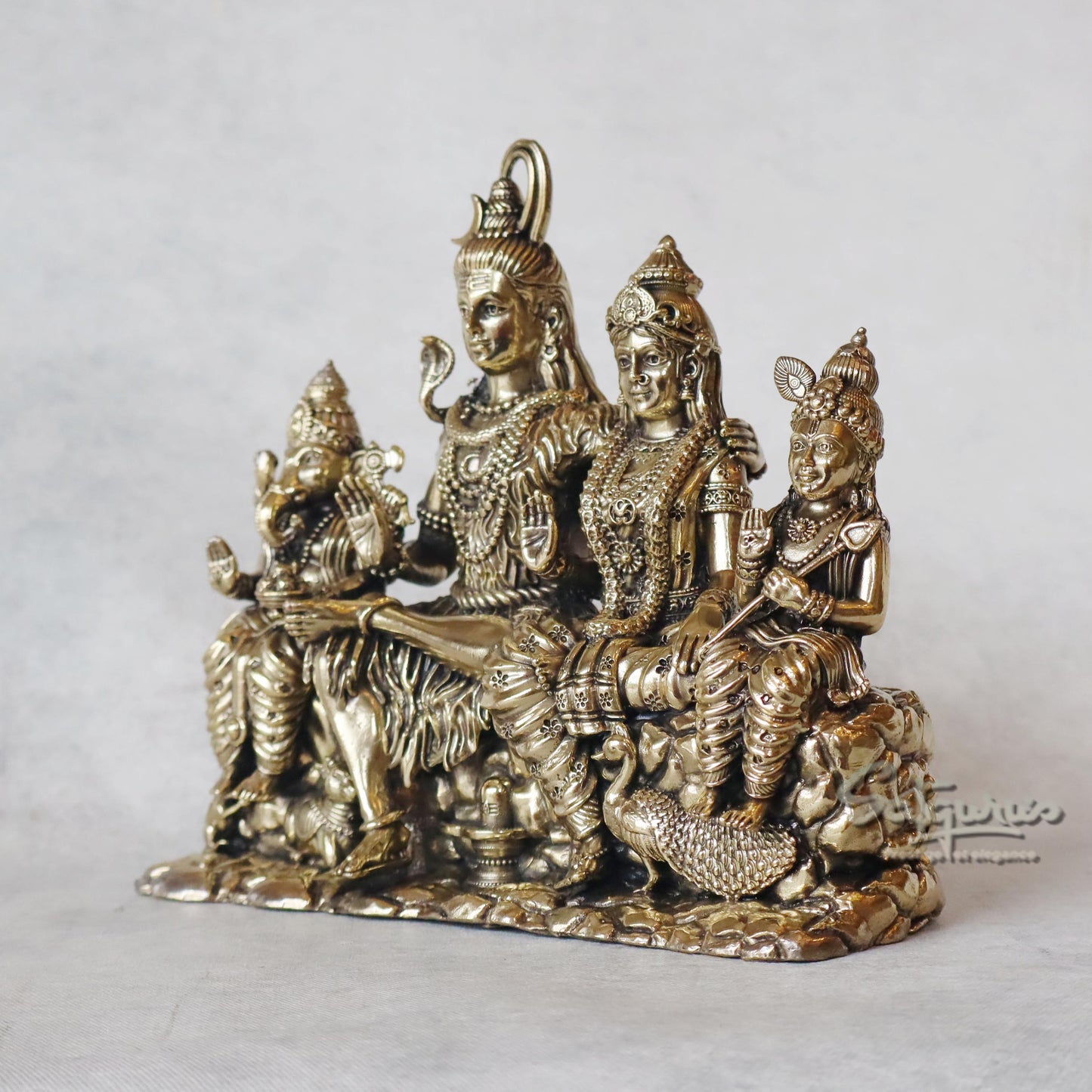 Idols Of Shiv Parivar by Satgurus