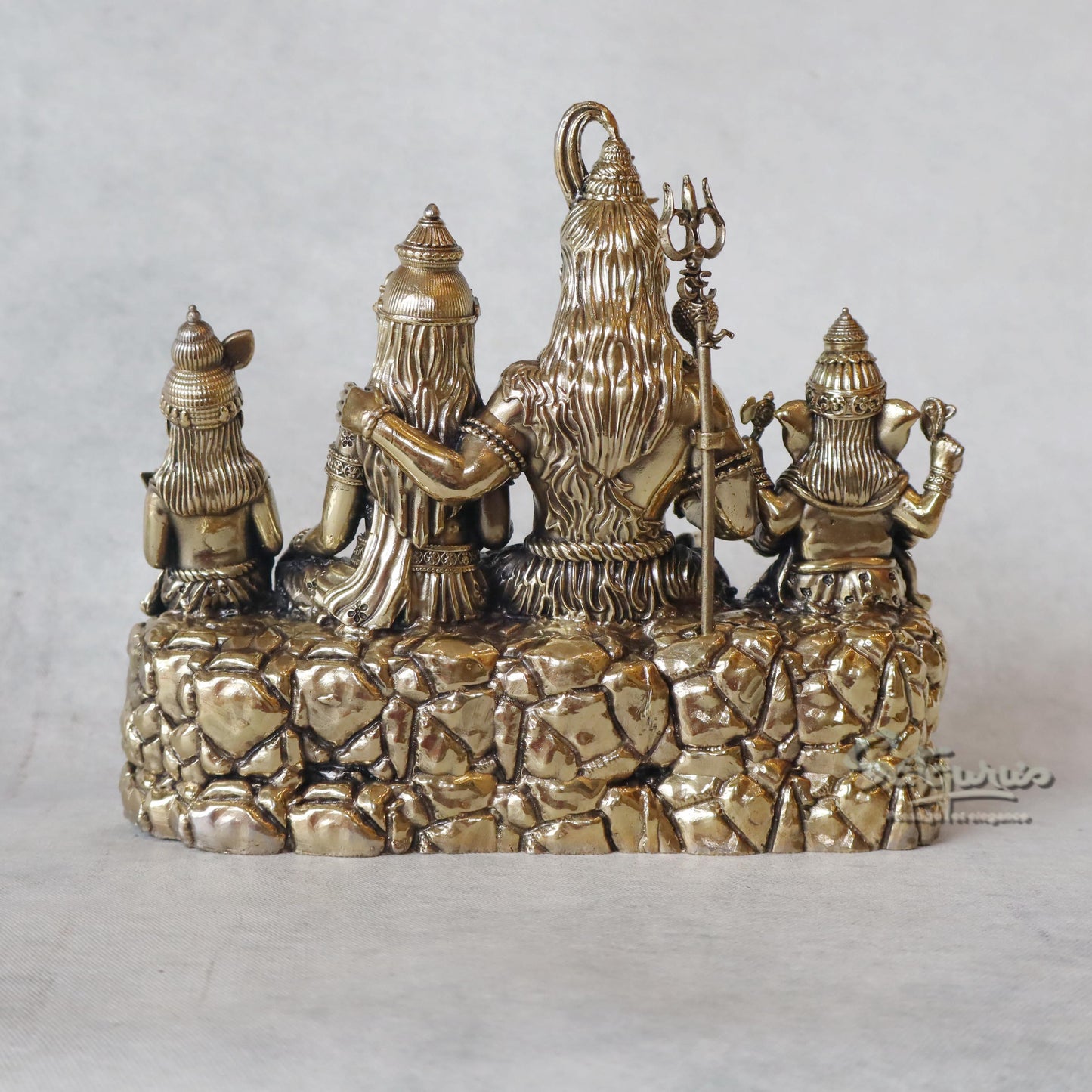Idols Of Shiv Parivar by Satgurus