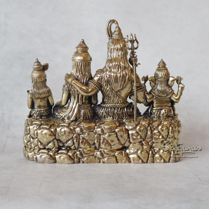Idols Of Shiv Parivar by Satgurus