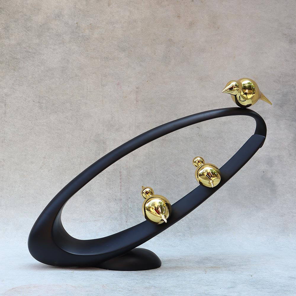 Modern Bird Table Decor By Satgurus