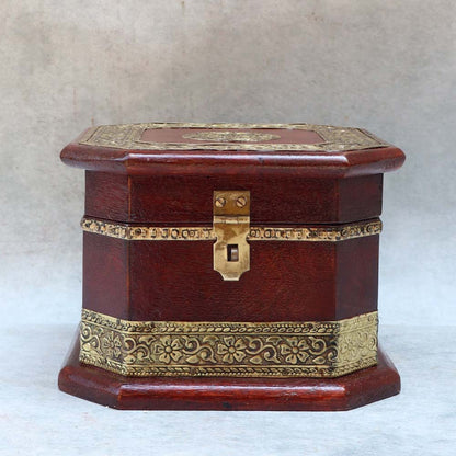 Handicrafted Wooden Box / Medium By Satgurus