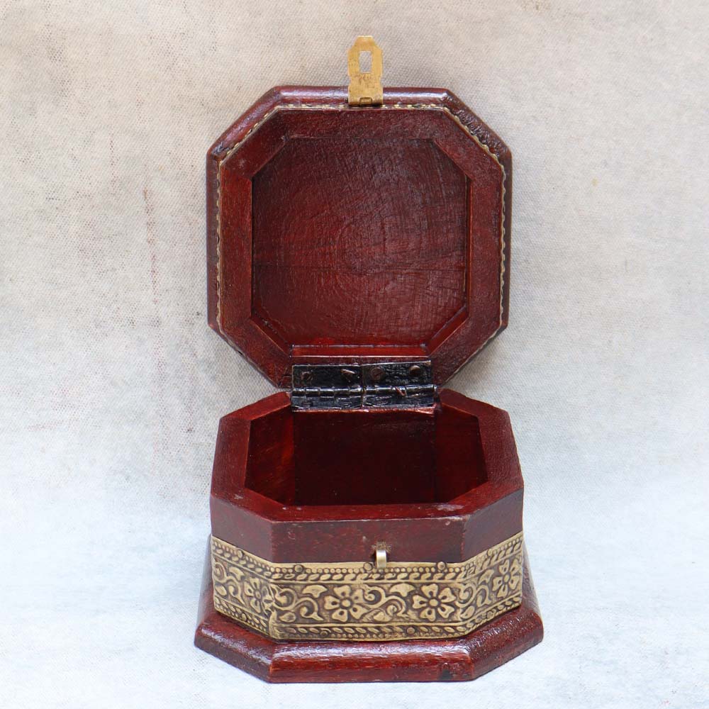 Handicrafted Wooden Box / Small By Satgurus