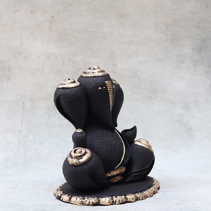 Black Shankh Moulded Ganesha
