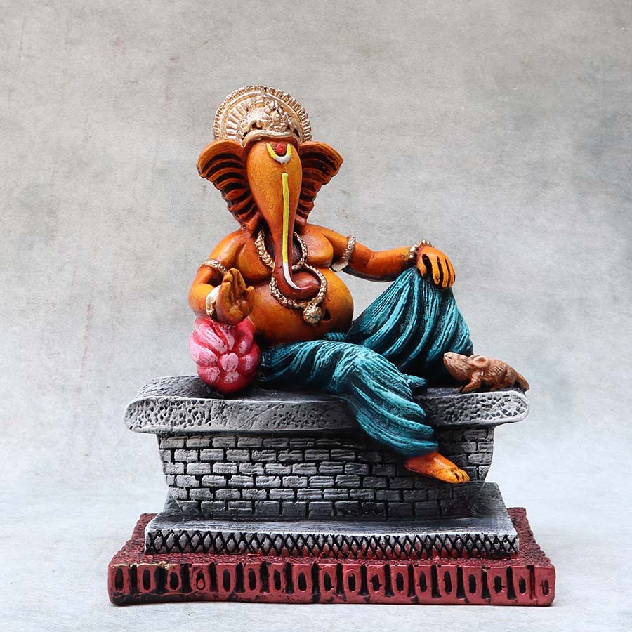 Resting Ganesha By Satguru's