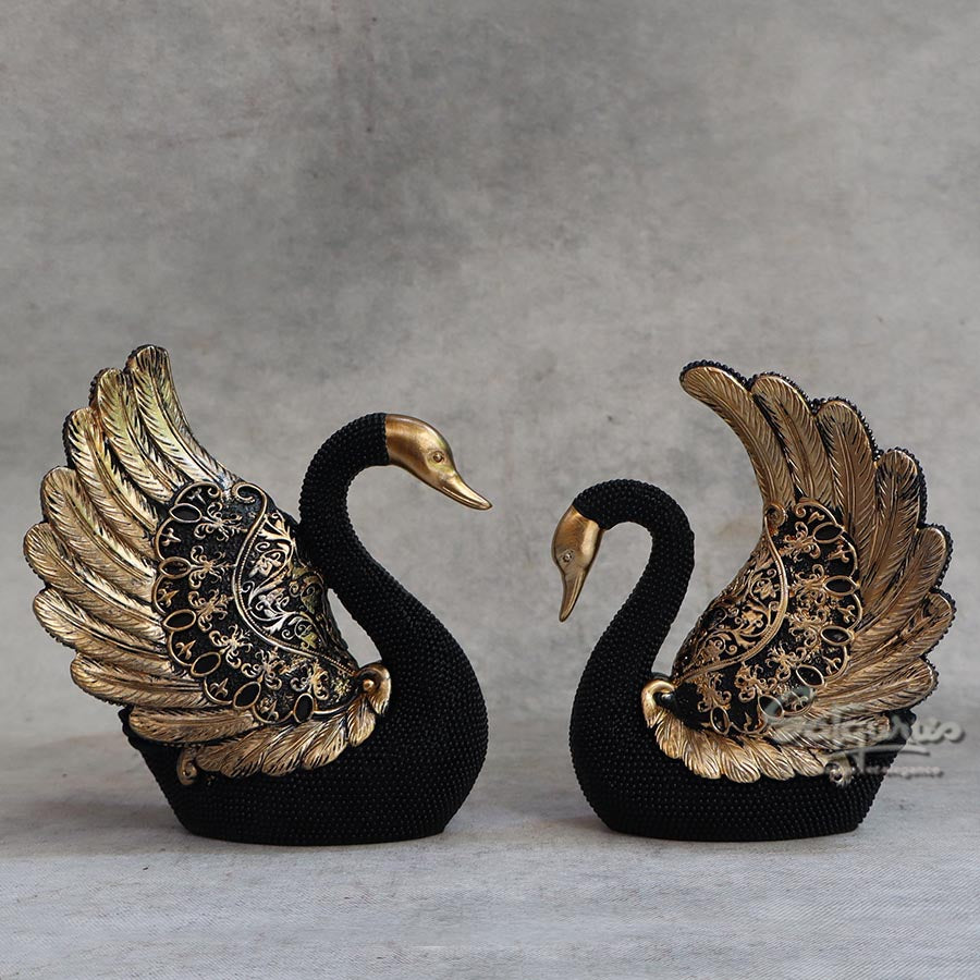 Black Swan Pair By Satgurus