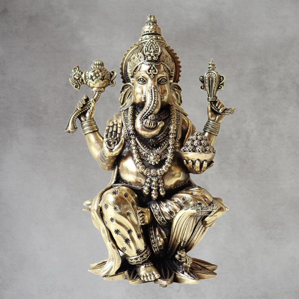 Lord Ganesha on Lotus By Satguru's