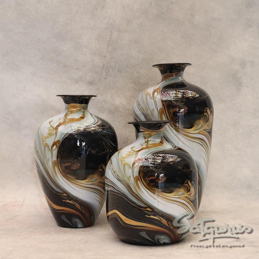Abstract  Marble  Finish Vase ( Black) By Satguru's