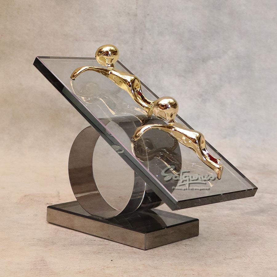Kinetic Balanace Figure Crystal Sculpture By Satguru's