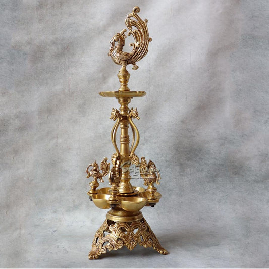 Brass Yellow Gold Annam Lamp Stand By Satguru's
