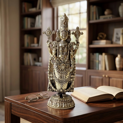 Blessing Lord Balaji/Venkateswara Idol By Satguru's