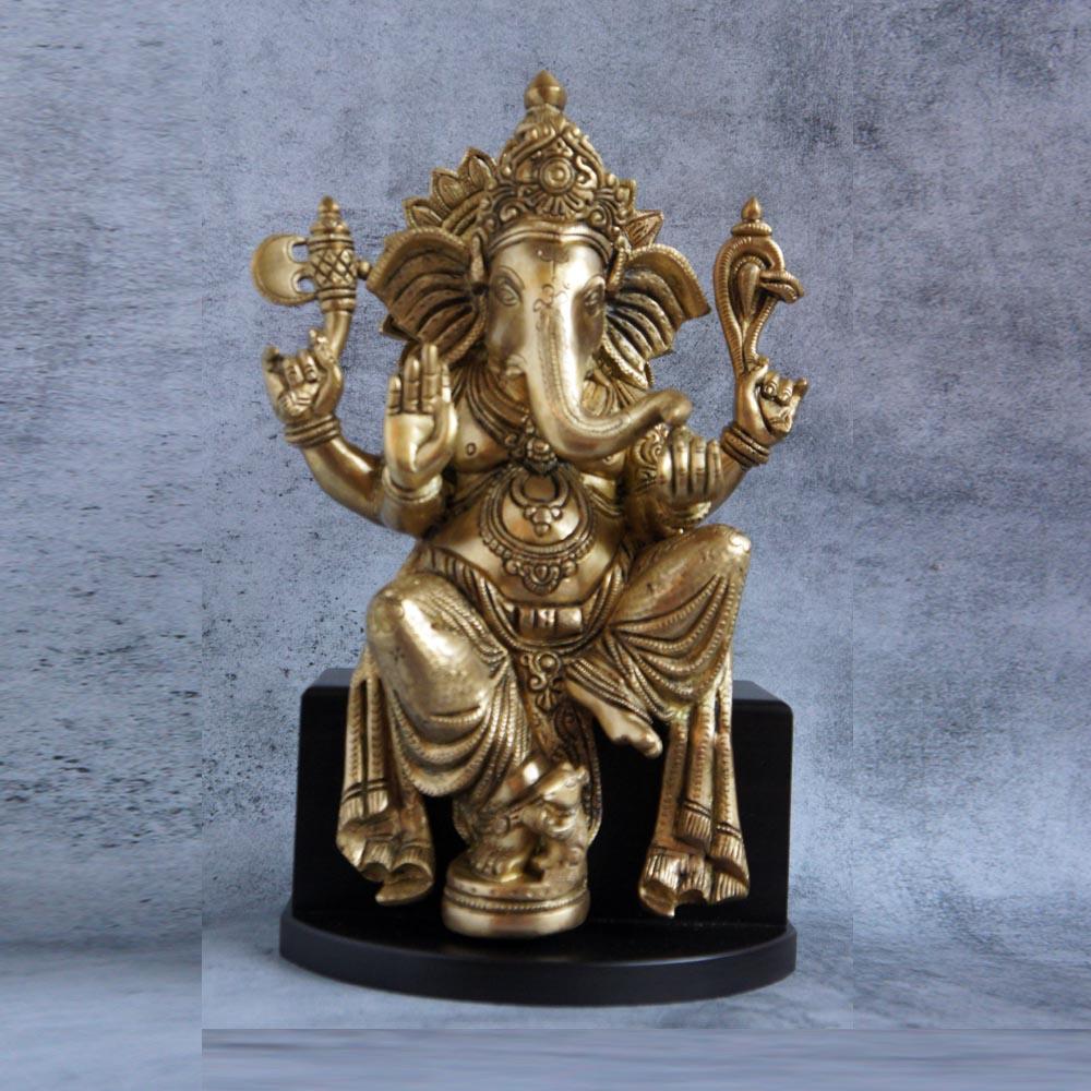 Sitting Ganesha On Base by Satgurus