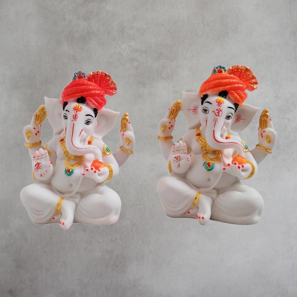 Small Pagdi Ganesha by Satgurus