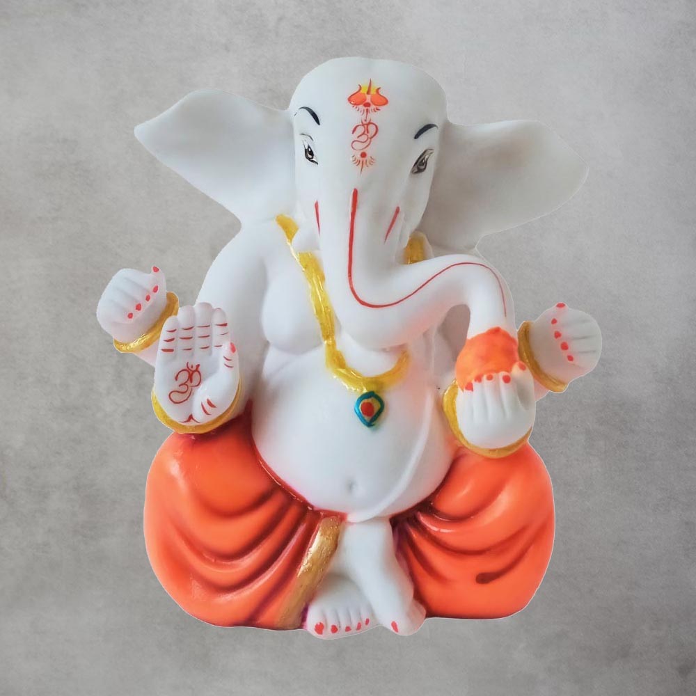 Taklu Ganesha by Satgurus
