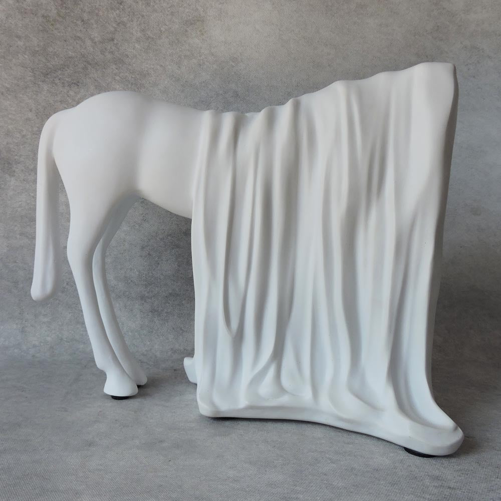 Abstract Horse / White by Satgurus